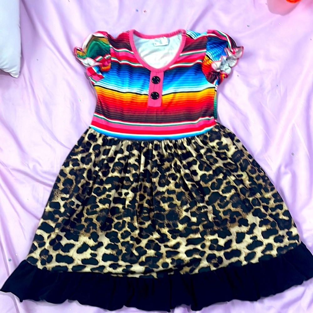 Super cute Multicolor/cheetah dress!!